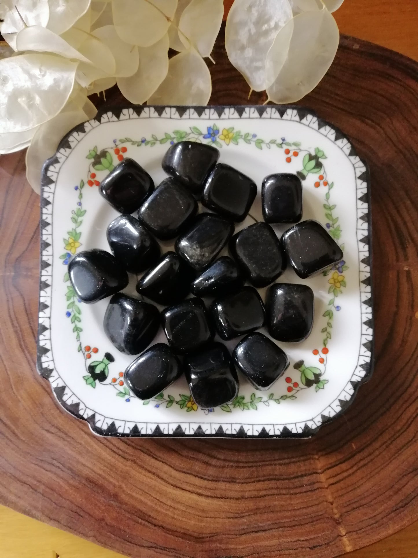 Black Obsidian Tumbled Stones
