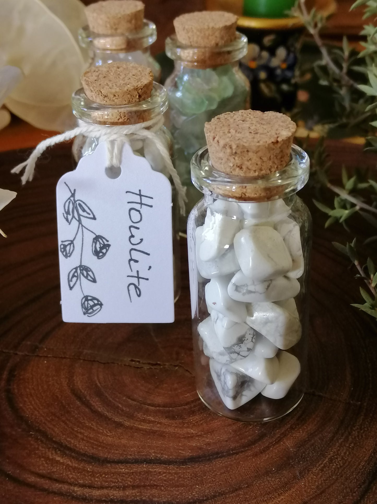 Howlite Crystal Chip Bottle