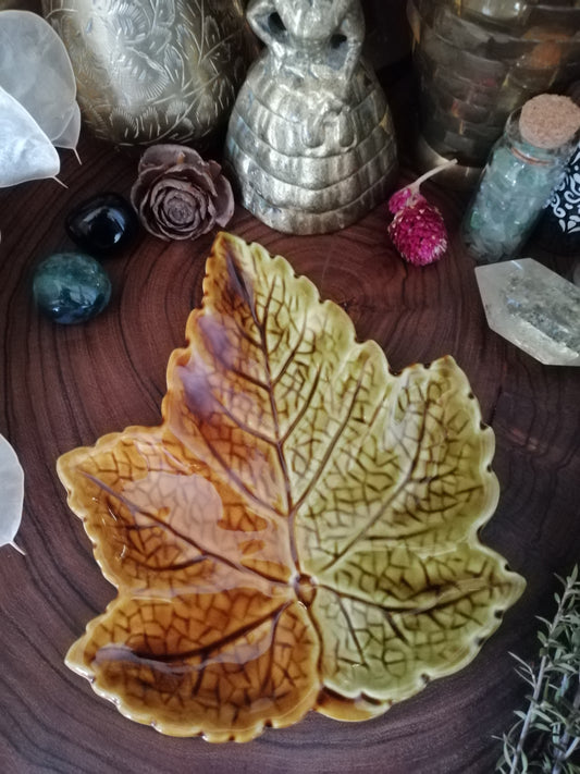 Vintage Royal Winton China Autumnal Leaf Offering Dish